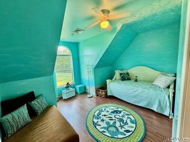 Own a beautiful LAKE House on 4.25 Acres with a gentle slope to - photo 32