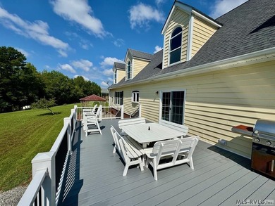 Own a beautiful LAKE House on 4.25 Acres with a gentle slope to - photo 40