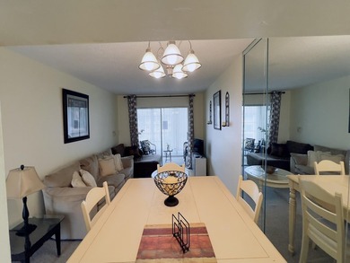 Stunning 1/1 comes furnished or unfurnished, ideal Sunrise - photo 5
