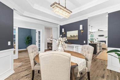 Welcome to 2073 Kemmerlin Street, a beautifully appointed home - photo 10