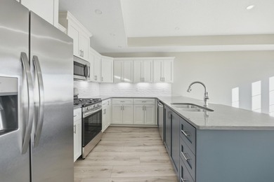 Your lakefront condominium awaits! Brand new and ready for you - photo 11