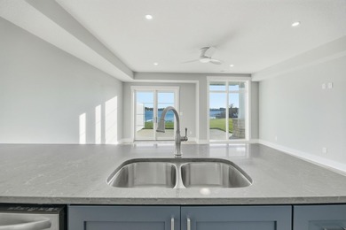Your lakefront condominium awaits! Brand new and ready for you - photo 12