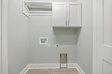 Your lakefront condominium awaits! Brand new and ready for you - photo 19