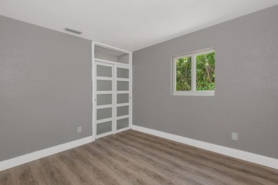 Discover this charming 3-bedroom, 2-bathroom single-family - photo 20