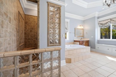 WELCOME TO AN UNPARALLELED LUXURY WATERFRONT ESTATE ON LAKE - photo 21