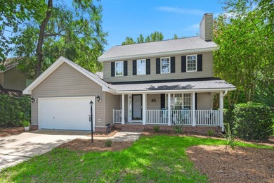 Nestled on a beautiful lot in the established Shadowmoss - photo 3