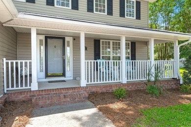 Nestled on a beautiful lot in the established Shadowmoss - photo 4