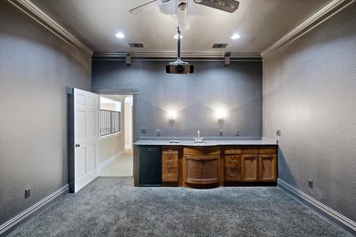 WELCOME TO AN UNPARALLELED LUXURY WATERFRONT ESTATE ON LAKE - photo 24