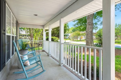Nestled on a beautiful lot in the established Shadowmoss - photo 5