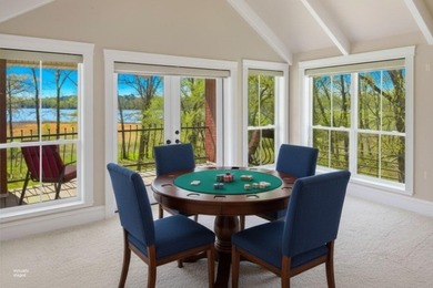 WELCOME TO AN UNPARALLELED LUXURY WATERFRONT ESTATE ON LAKE - photo 25