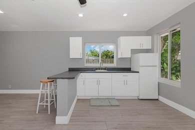 Discover this charming 3-bedroom, 2-bathroom single-family - photo 27