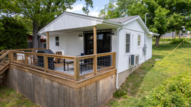 Updated with High-End Finishes Throughout!! - photo 8