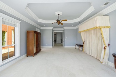 WELCOME TO AN UNPARALLELED LUXURY WATERFRONT ESTATE ON LAKE - photo 35