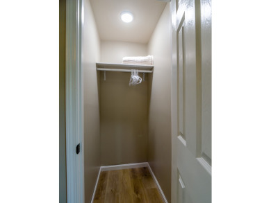 Updated with High-End Finishes Throughout!! - photo 18