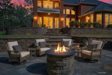 WELCOME TO AN UNPARALLELED LUXURY WATERFRONT ESTATE ON LAKE - photo 48