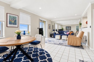 Experience coastal luxury in this beautifully appointed - photo 3