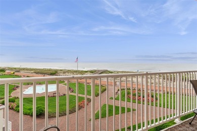 Experience coastal luxury in this beautifully appointed - photo 9