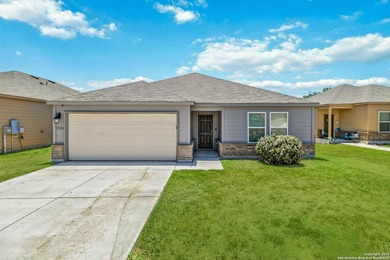 (private lake, pond, creek) Home Sale Pending in San Antonio Texas