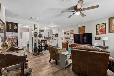 Investor opportunity! Don't miss your chance to own two homes - photo 16
