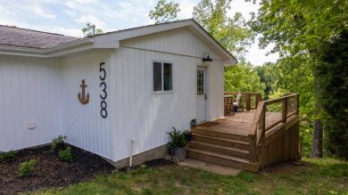 Updated with High-End Finishes Throughout!! - photo 4