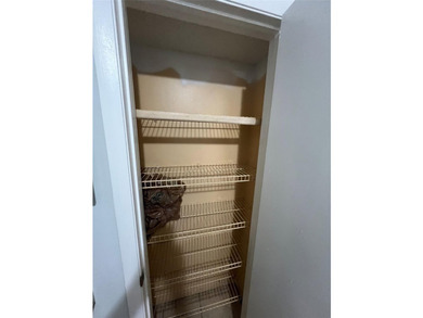 ALL AGES GATED COMMUNITY FIRST FLOOR UNIT TOTALLY REMODELED WITH - photo 25