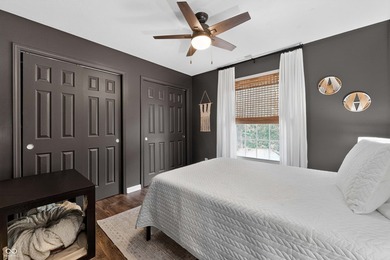 You won't want to miss this completely updated 4 bedroom 2.5 - photo 33