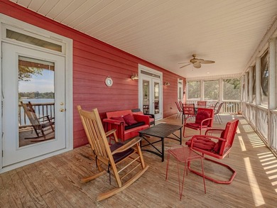 Wake up to the shimmer of Lake Marion every morning and end your - photo 39