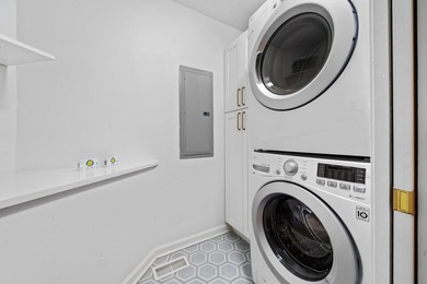 Seller will consider contributing up to $50K toward Buyer - photo 43