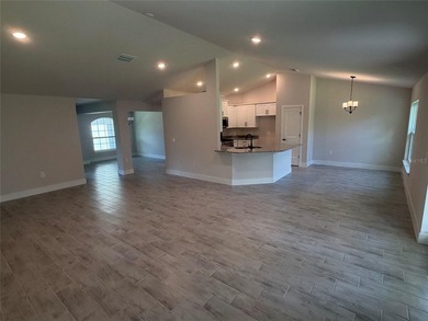 Under Construction. This Beautiful New 2010Sqft 3 BED 2 BATH has - photo 8