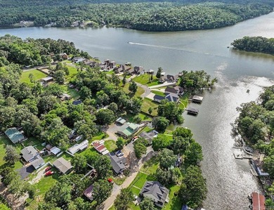 Lakefront Home with Private Boat Slip in Lake Hamilton School - photo 3