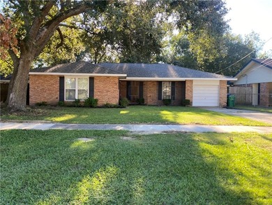 Lake Pontchartrain Home For Sale in Slidell Louisiana