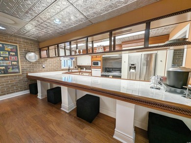 Welcome to 462 Mohican Drive, a stunning riverfront retreat - photo 12