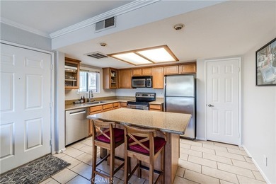 Welcome Home to The Palms, where a west-facing corner unit on - photo 8