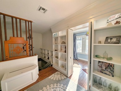 Welcome to 462 Mohican Drive, a stunning riverfront retreat - photo 24