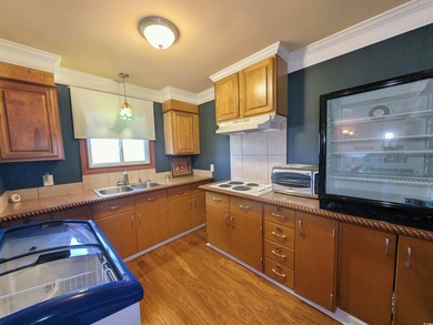 Welcome to 462 Mohican Drive, a stunning riverfront retreat - photo 33