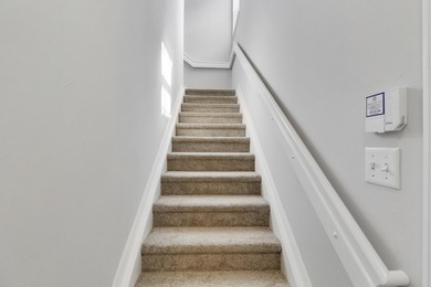 Come see this 3-bedroom, 2 bath, 1-car garage corner unit in one - photo 3