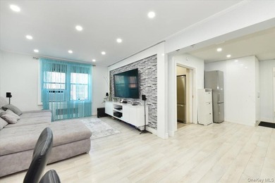 Welcome to this beautifully renovated 2-bedroom, 1-bath co-op - photo 9