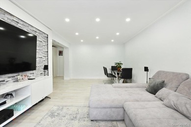 Welcome to this beautifully renovated 2-bedroom, 1-bath co-op - photo 10