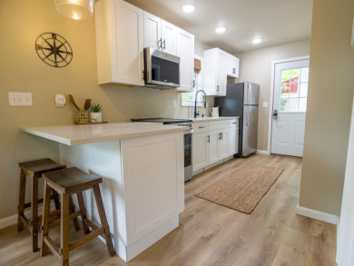 Updated with High-End Finishes Throughout!! - photo 24