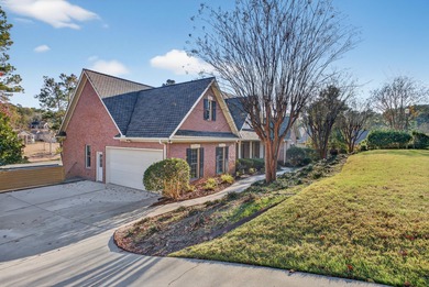 Spaulding Lake Home For Sale in Aiken South Carolina