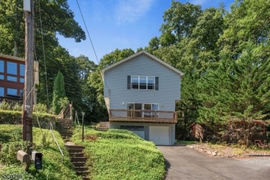 Lake Home Sale Pending in Hopatcong, New Jersey