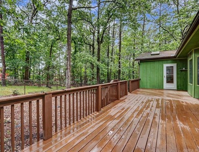 Beautifully updated 3-bedroom, 2-bath home in Hot Springs - photo 8
