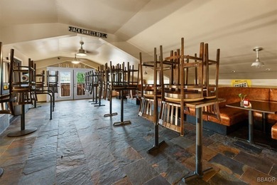 Amazing opportunity to own a spectacular commercial property in - photo 15