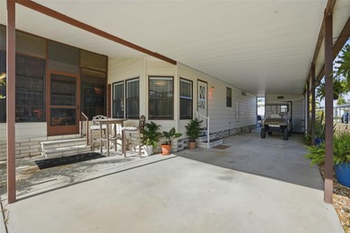 Under contract-accepting backup offers. Welcome to this TURNKEY - photo 3
