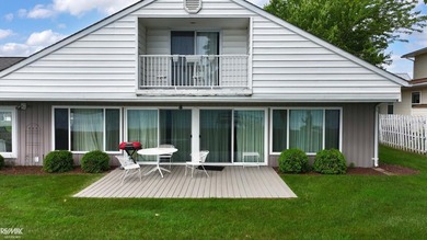 UNBELIEVABLE LOCATION!! Private and Quiet location. Gorgeous - photo 33