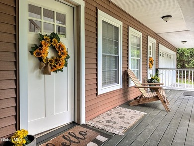 Village living at its best! Just four blocks from Canada Street - photo 8