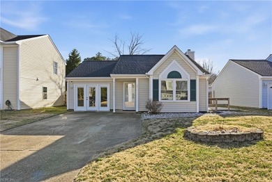 Hunningdon Lakes Home For Sale in Chesapeake Virginia