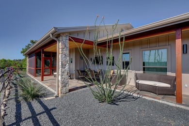 (private lake, pond, creek) Home For Sale in Hunt Texas