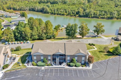 Lake Condo For Sale in Huddleston, Virginia