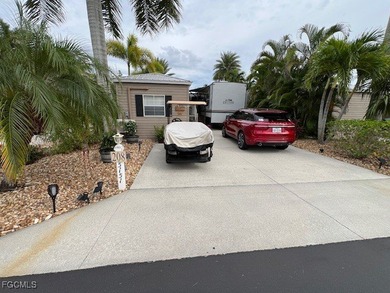 Lake Lot For Sale in Fort Myers, Florida